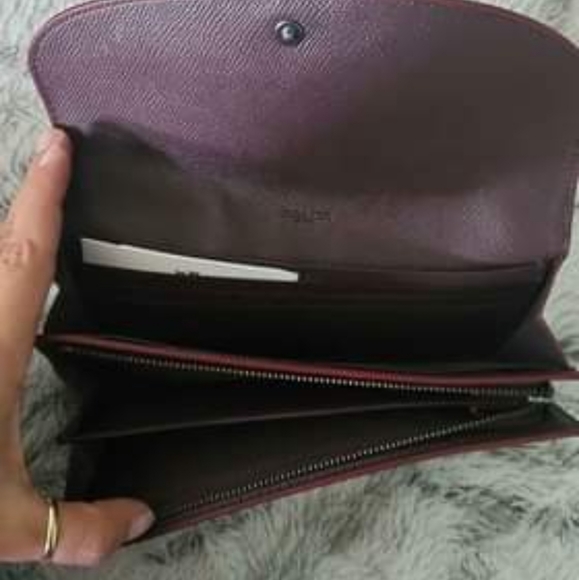 Coach Envelope Wallet - Picture 2 of 4